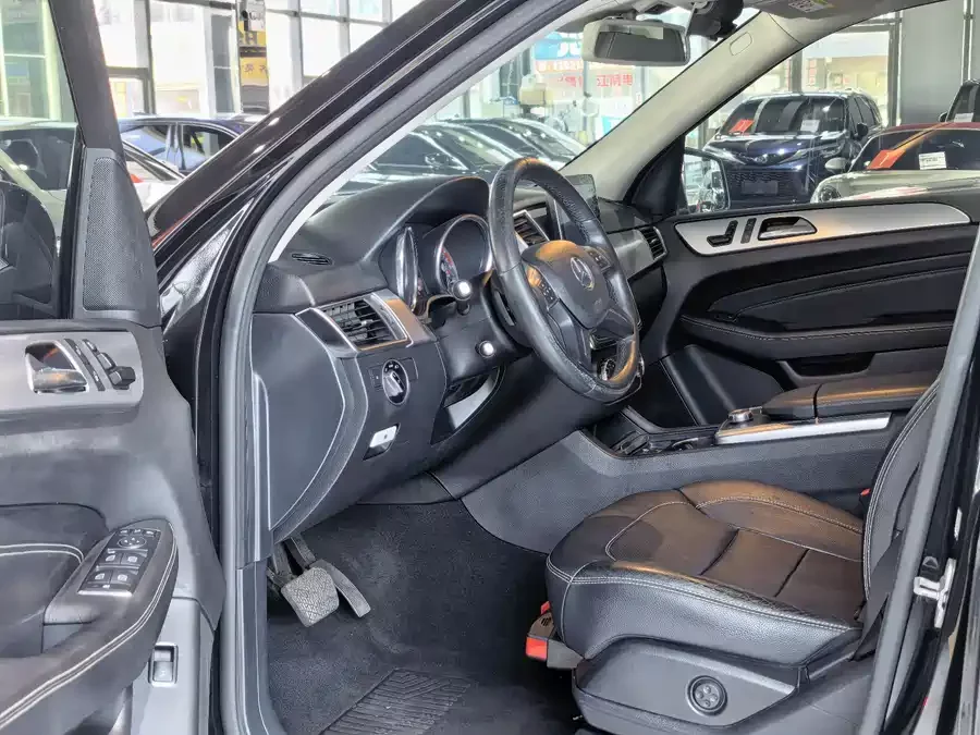 Mercedes Benz M-Class