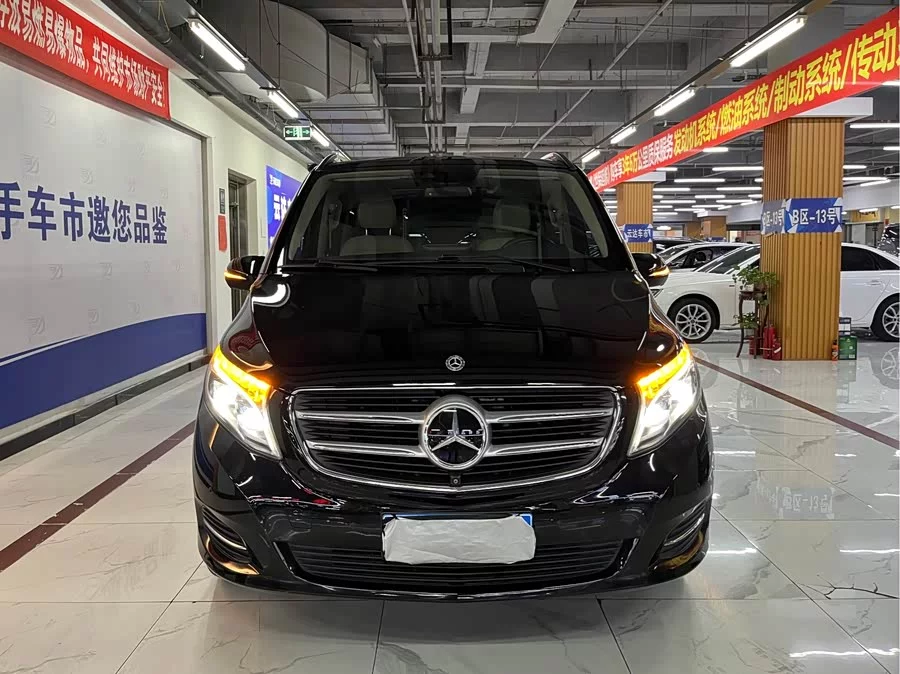 Mercedes Benz Class V