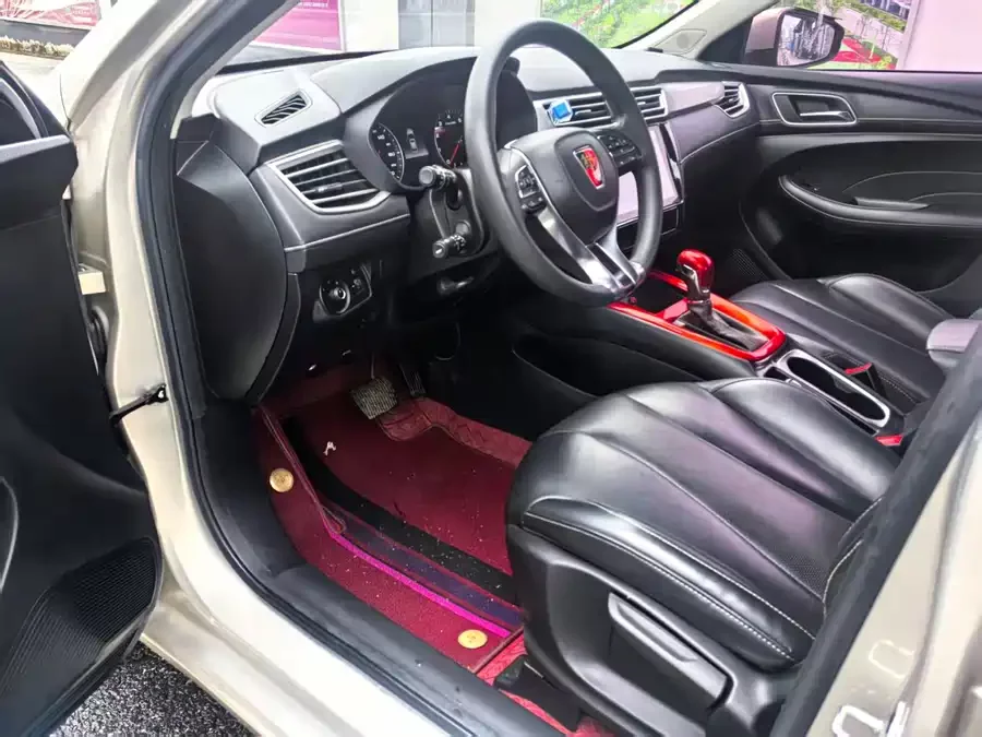 Roewe i5