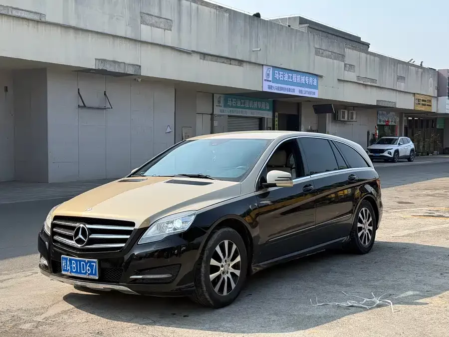 Mercedes Benz R-rated