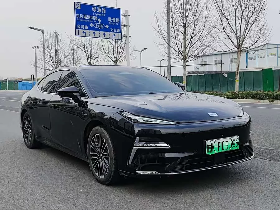 Geely Galaxy Star 8