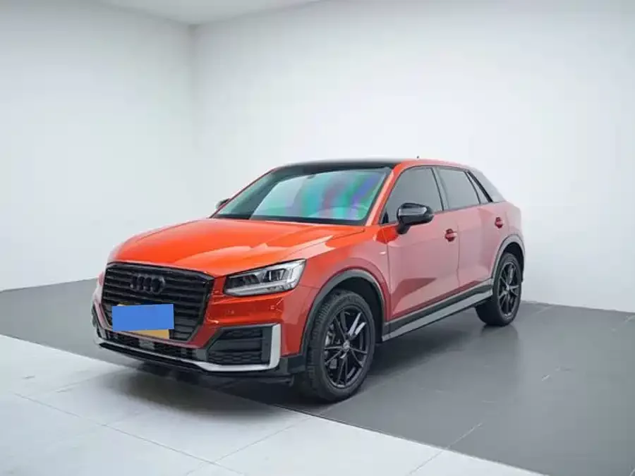 Audi Q2L