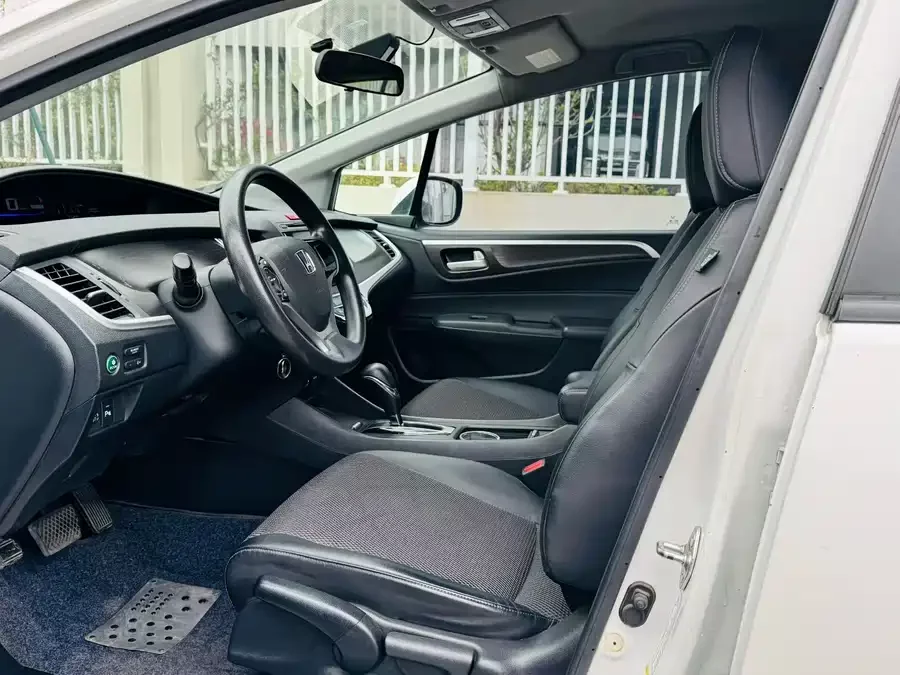 Honda Jade