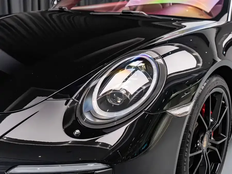 Porsche 911