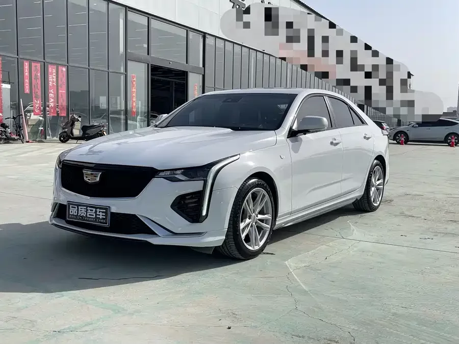 Cadillac CT4