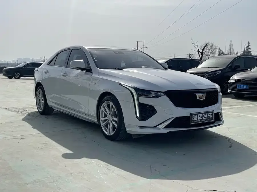 Cadillac CT4