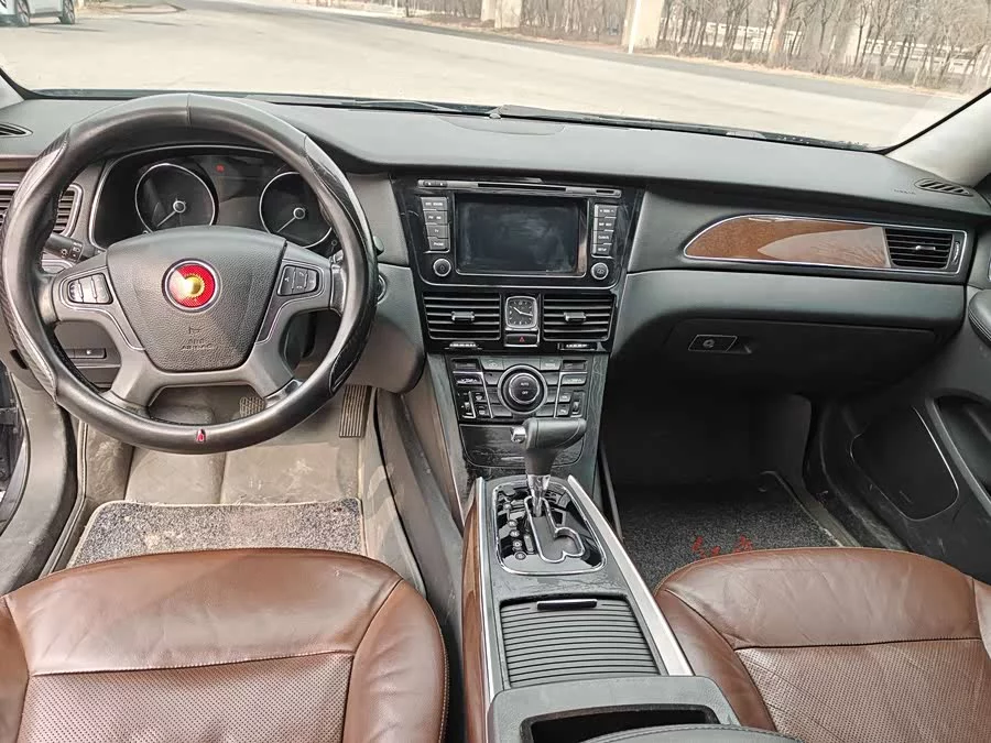 Hongqi H7