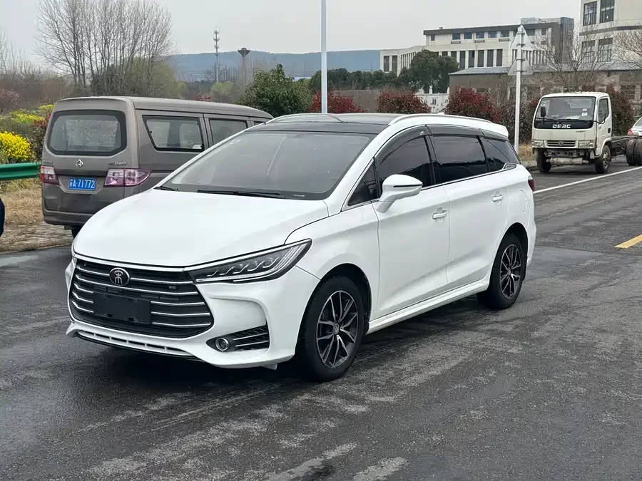 BYD Song MAX