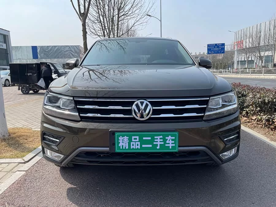 Volkswagen Tiguan L