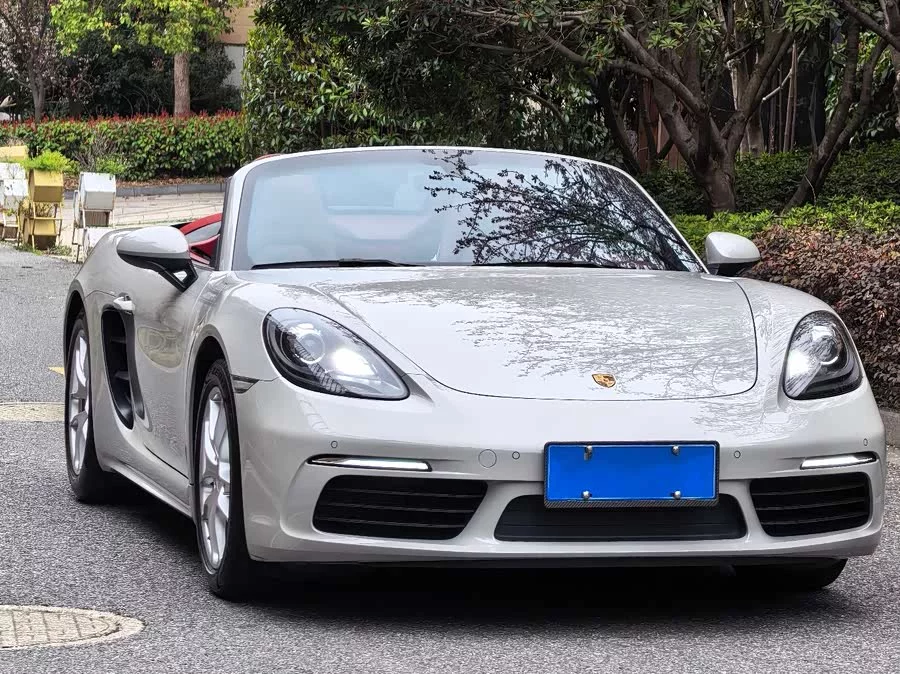 Porsche 718