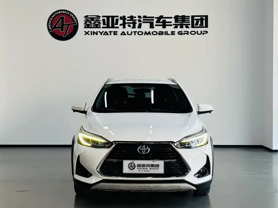 Toyota YARiS L
