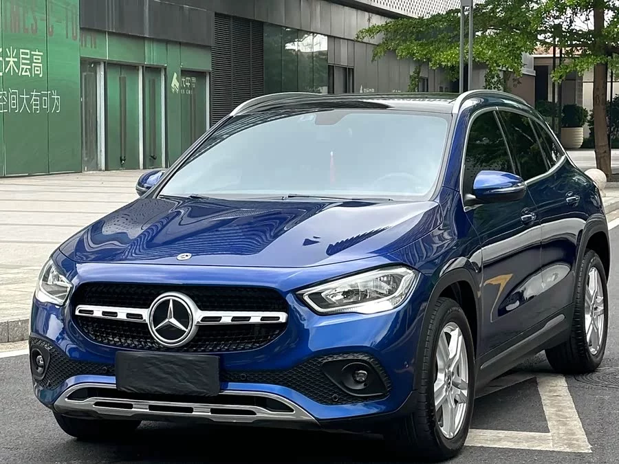 Mercedes Benz GLA