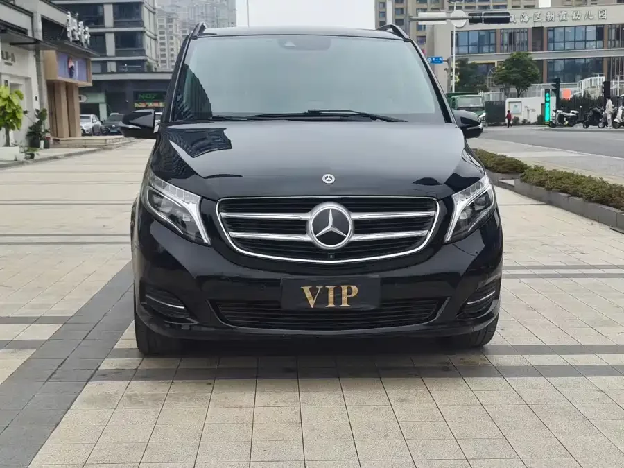 Mercedes Benz Class V