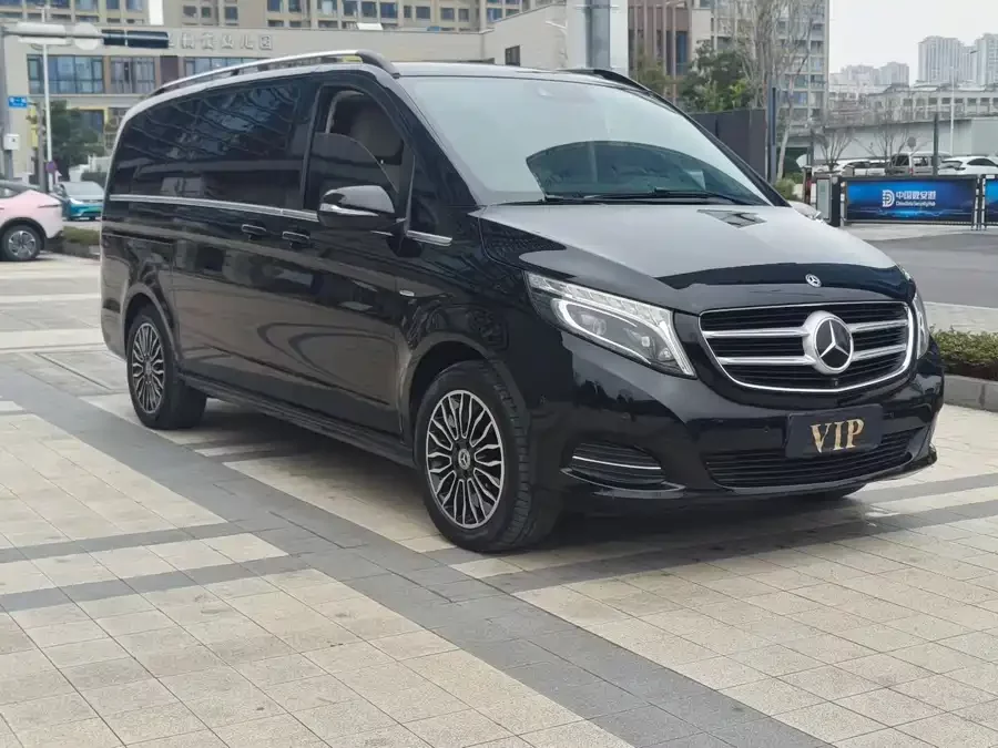 Mercedes Benz Class V