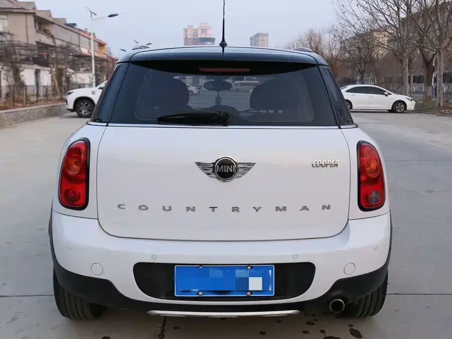 MINI COUNTRYMAN