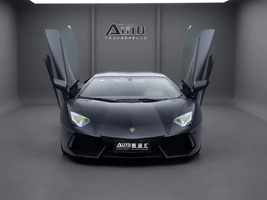 Lamborghini Aventador