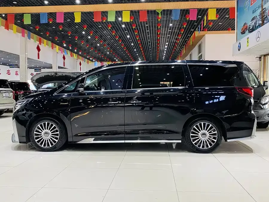 GAC Trumpchi M8