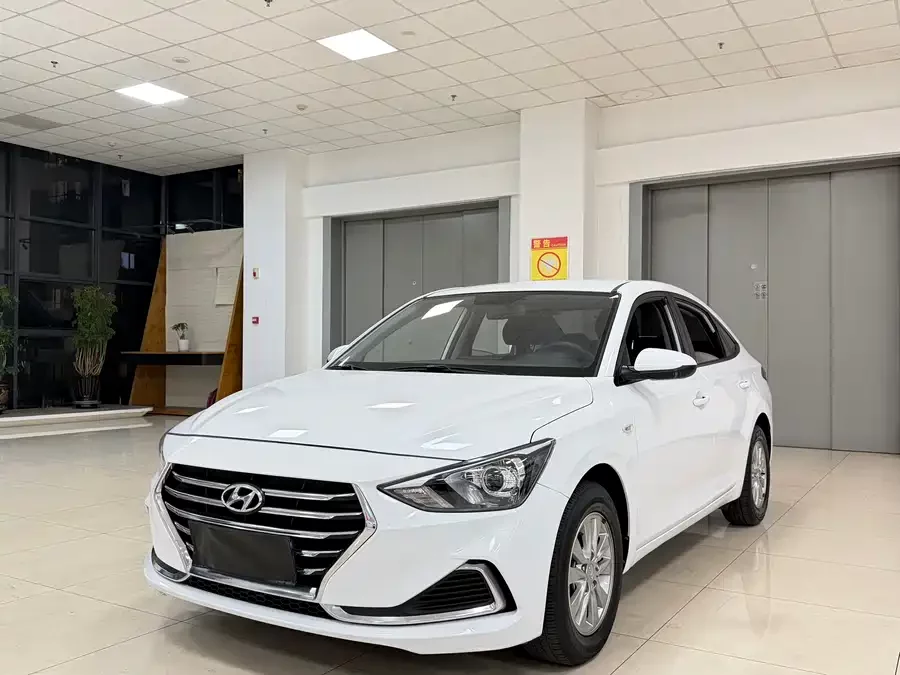 Hyundai Elantra / Celesta