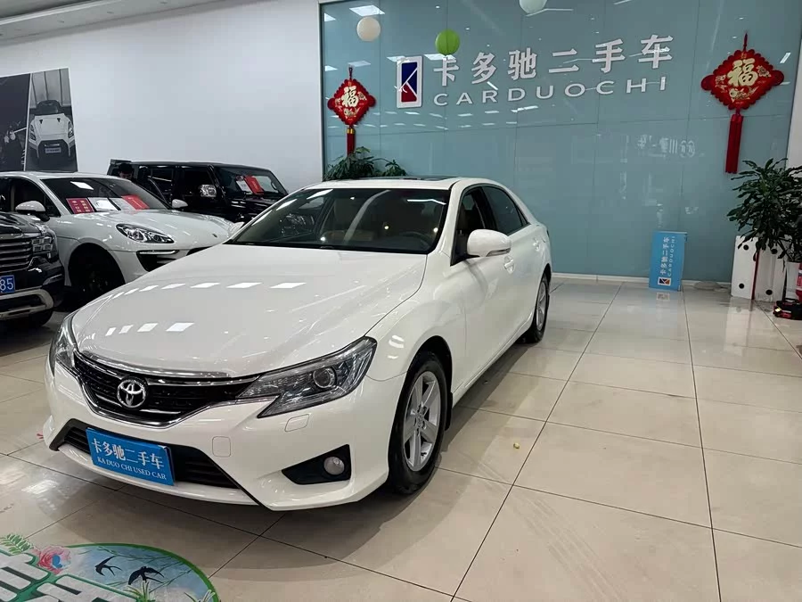Toyota Reiz