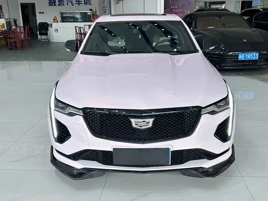 Cadillac CT4