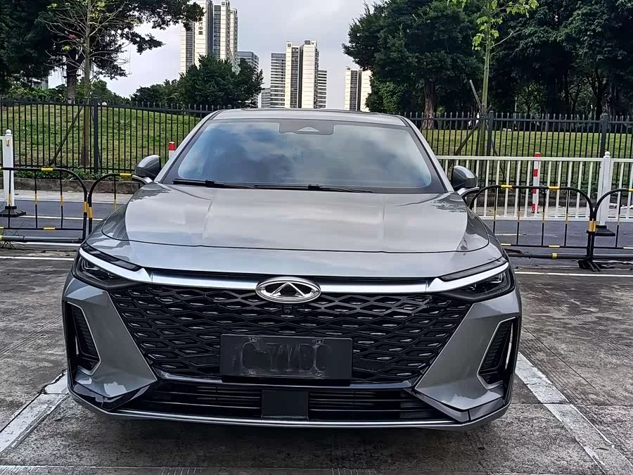 Chery Arrizo 8