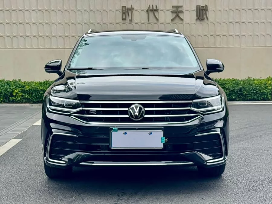 Volkswagen Tiguan L