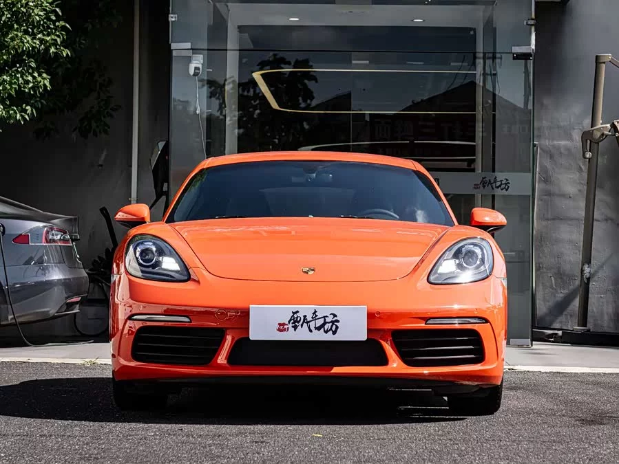 Porsche 718
