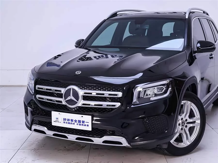 Mercedes Benz GLB