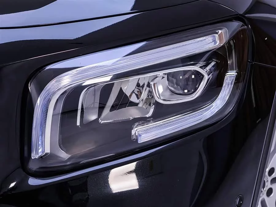 Mercedes Benz GLB