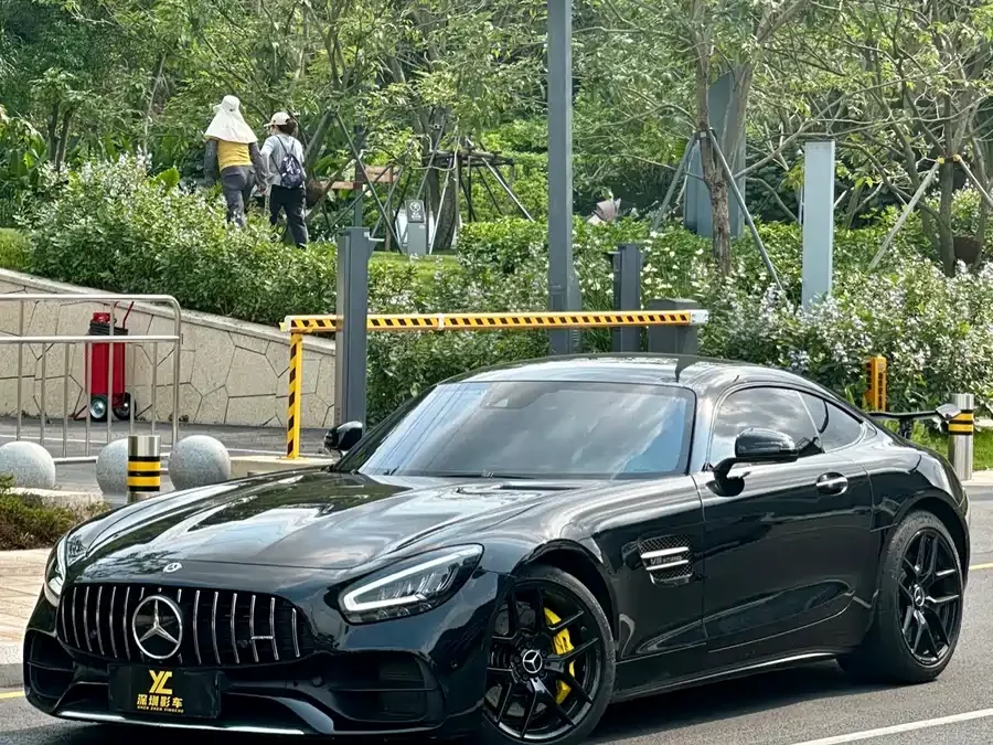 Mercedes Benz AMG GT