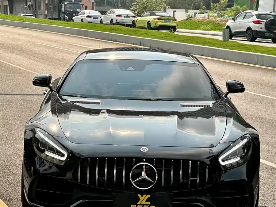 Mercedes Benz AMG GT