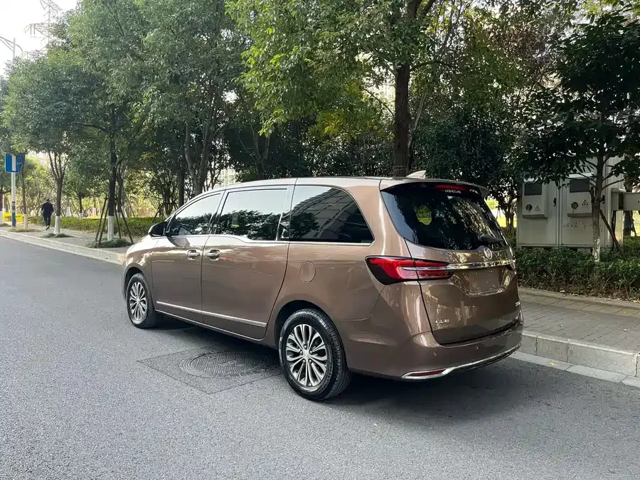 Buick GL8