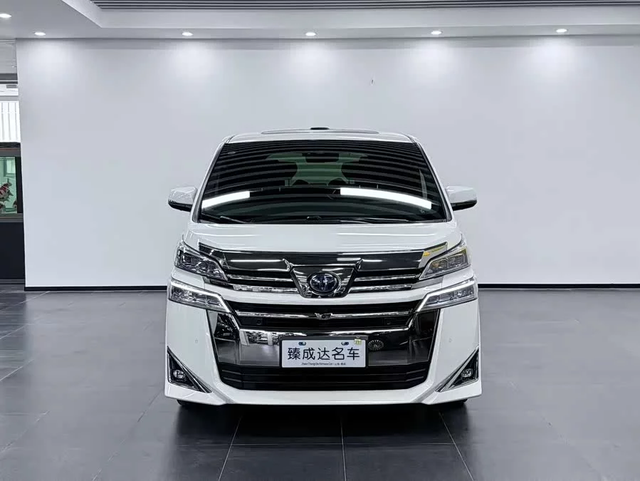 Toyota Crown Vellfire