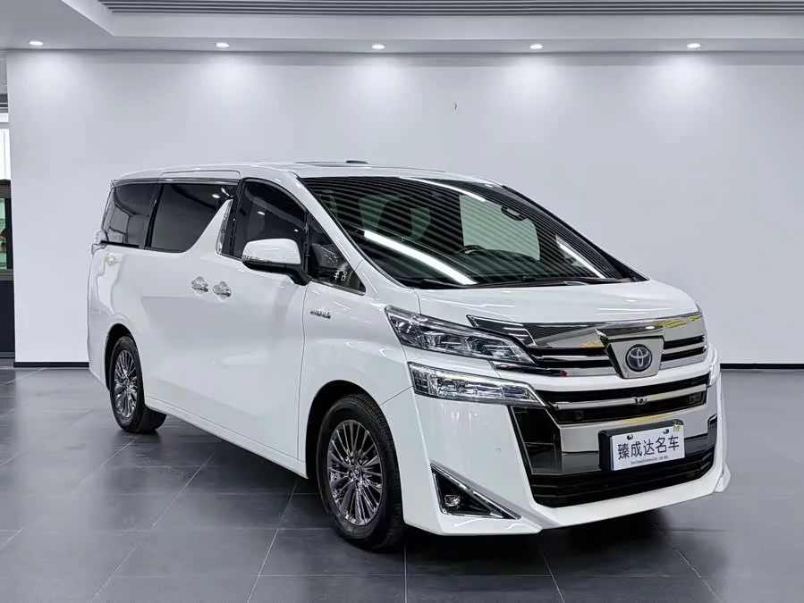Toyota Crown Vellfire