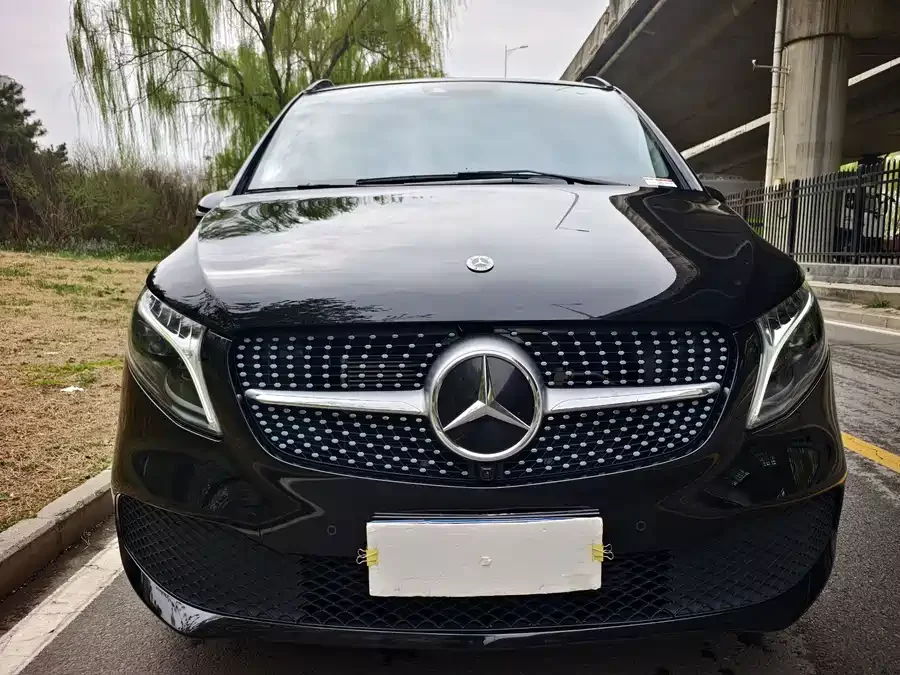 Mercedes Benz Class V