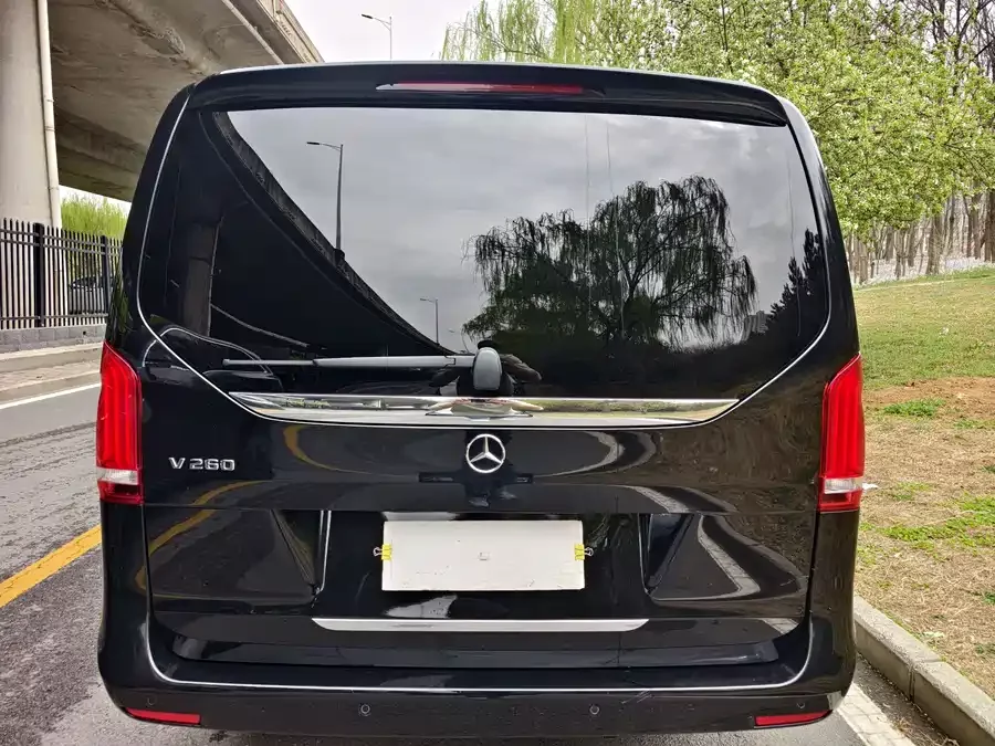Mercedes Benz Class V