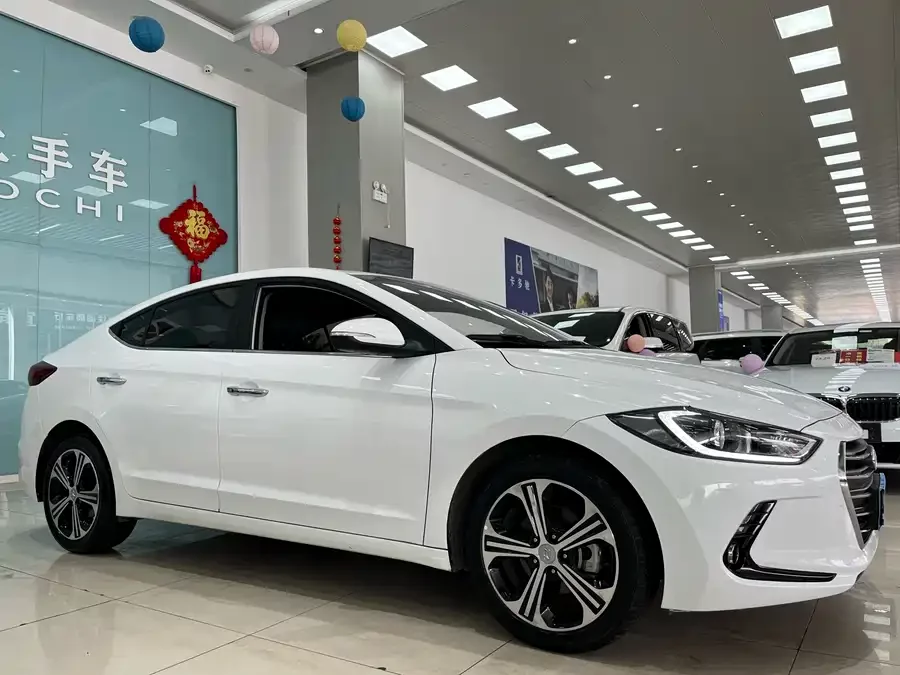 Hyundai elantra