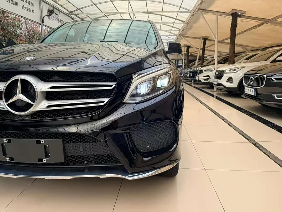 Mercedes Benz GLE (Imported)