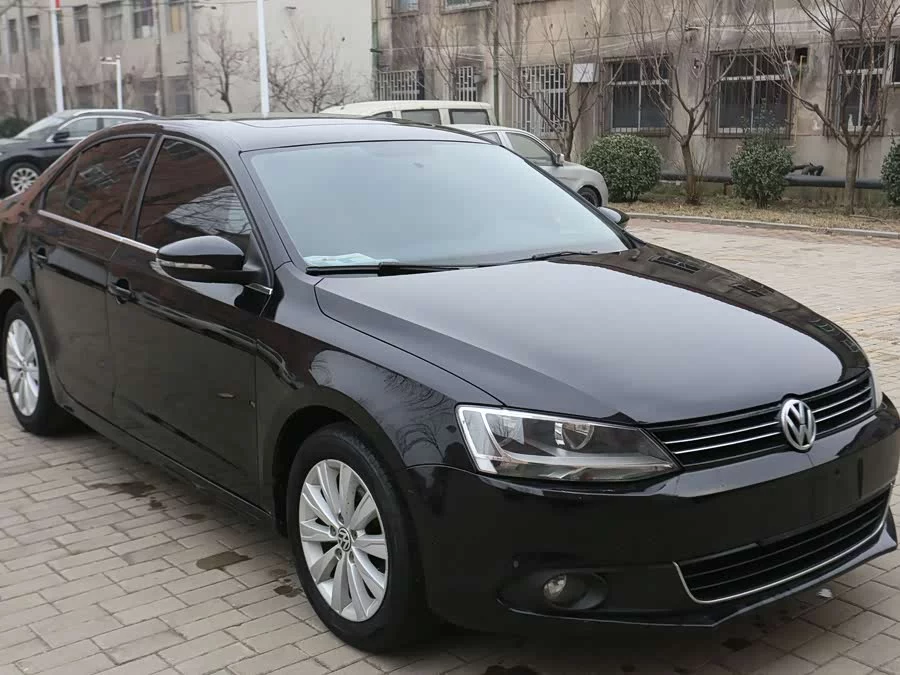 Volkswagen Sagitar