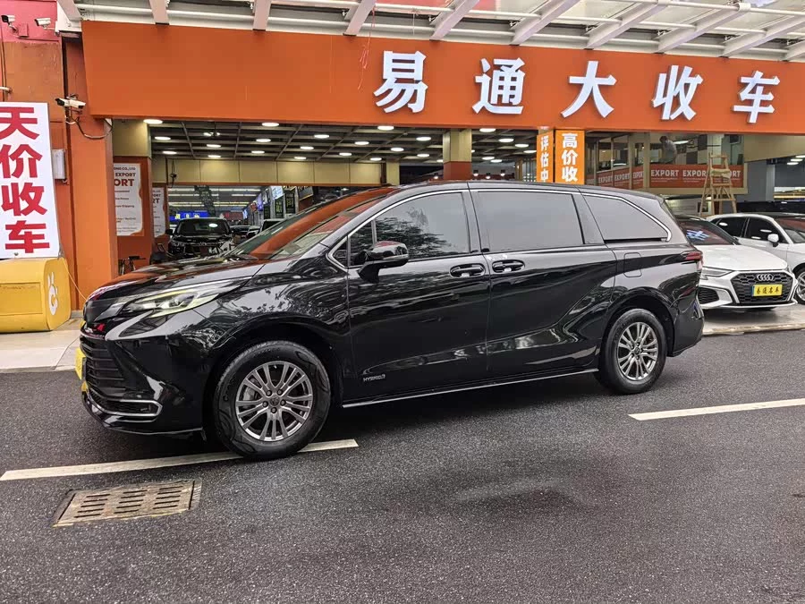 Toyota SIENNA
