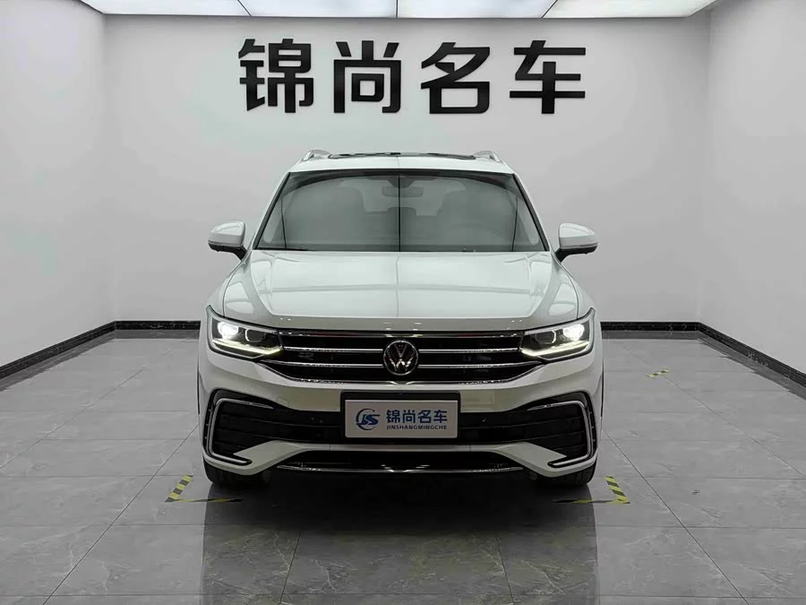 Volkswagen Tiguan L