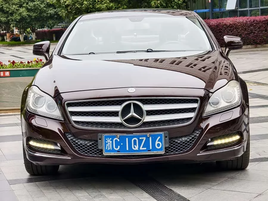 Mercedes Benz CLS