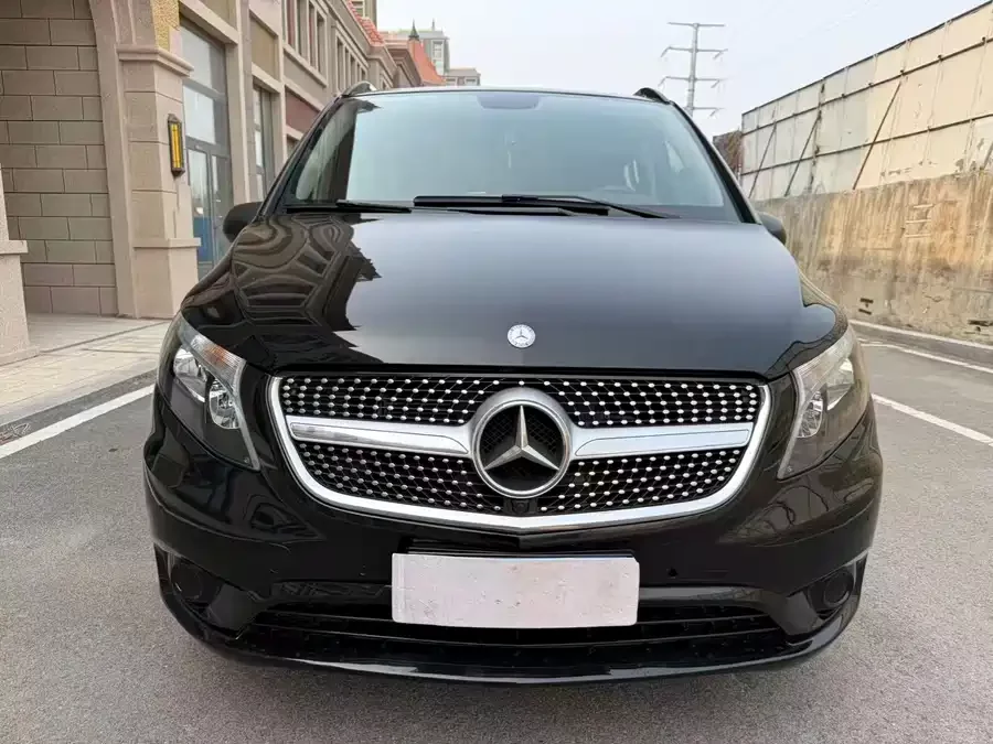 Mercedes Benz Vito