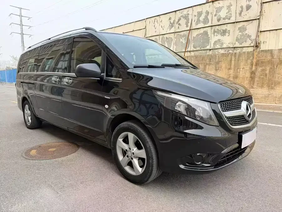 Mercedes Benz Vito