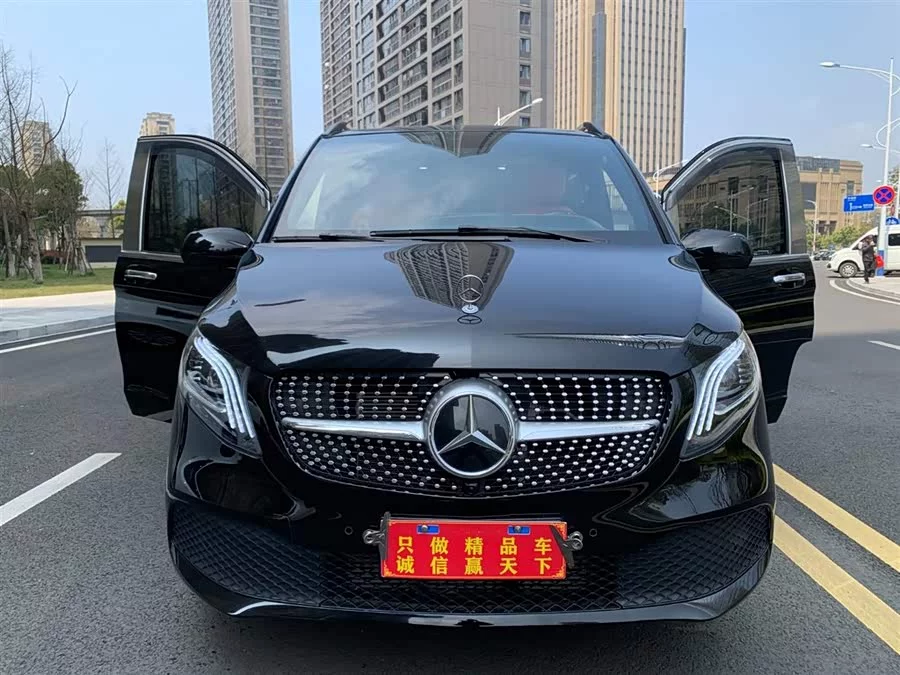 Mercedes Benz Vito
