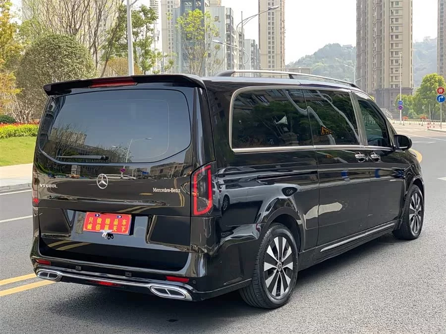Mercedes Benz Vito