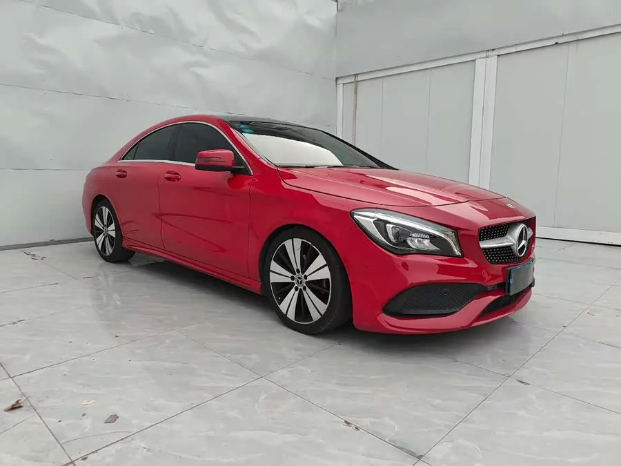 Mercedes-Benz CLA
