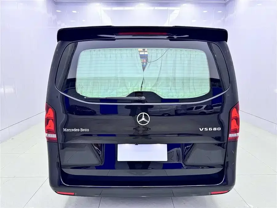 Mercedes Benz Vito