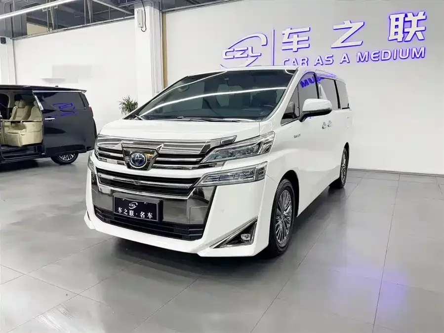 Toyota Crown Vellfire