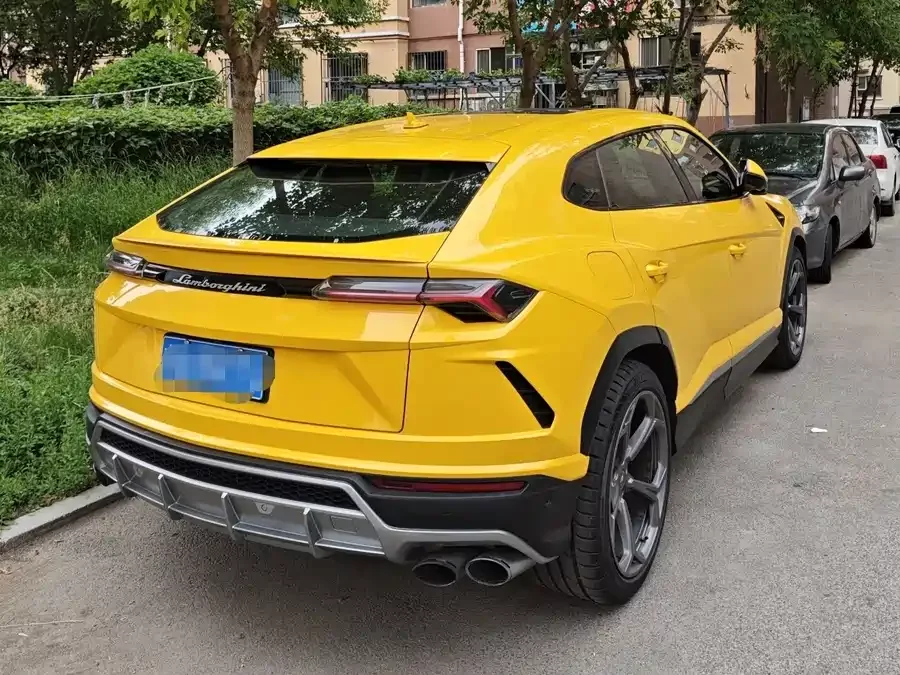 Lamborghini Urus
